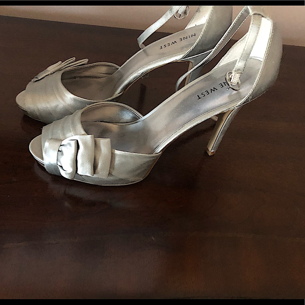 Nine West Silver Heels
